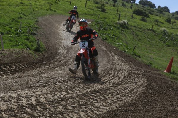 golding-barn-motocross-ktm-schools-33173747FA-7804-D39F-C976-5F5C99D921F7.jpeg
